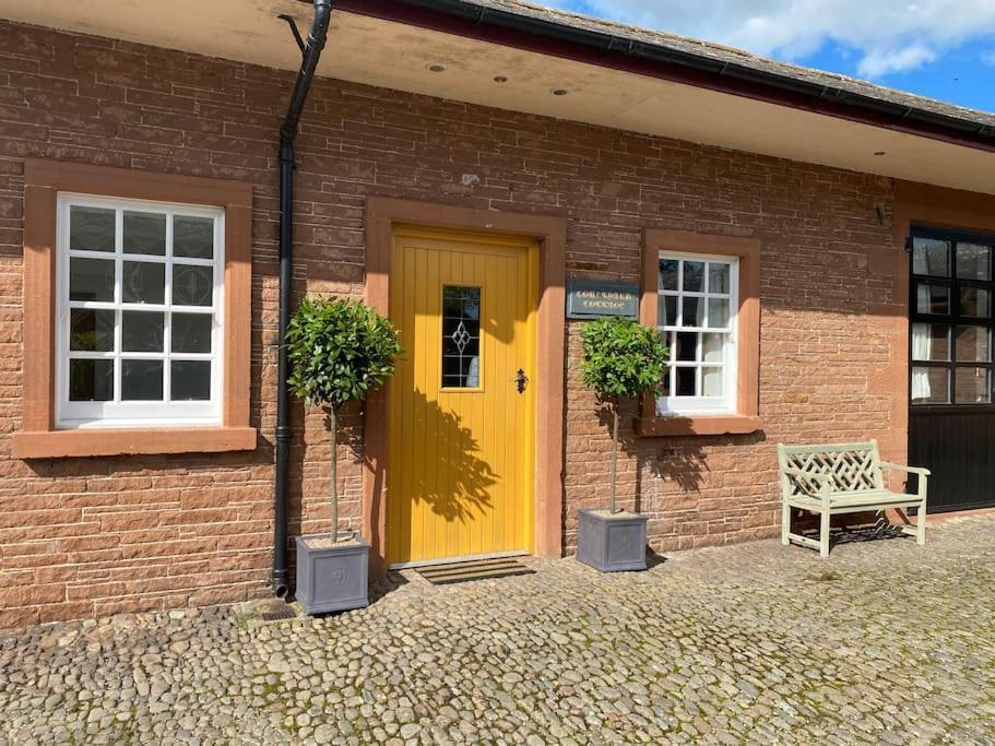 Courtyard Cottage Локерби Экстерьер фото